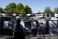 A photo exhibition in the pro-Ukrainian space in Tiergarten Park on the victims of the Soviet regimes.